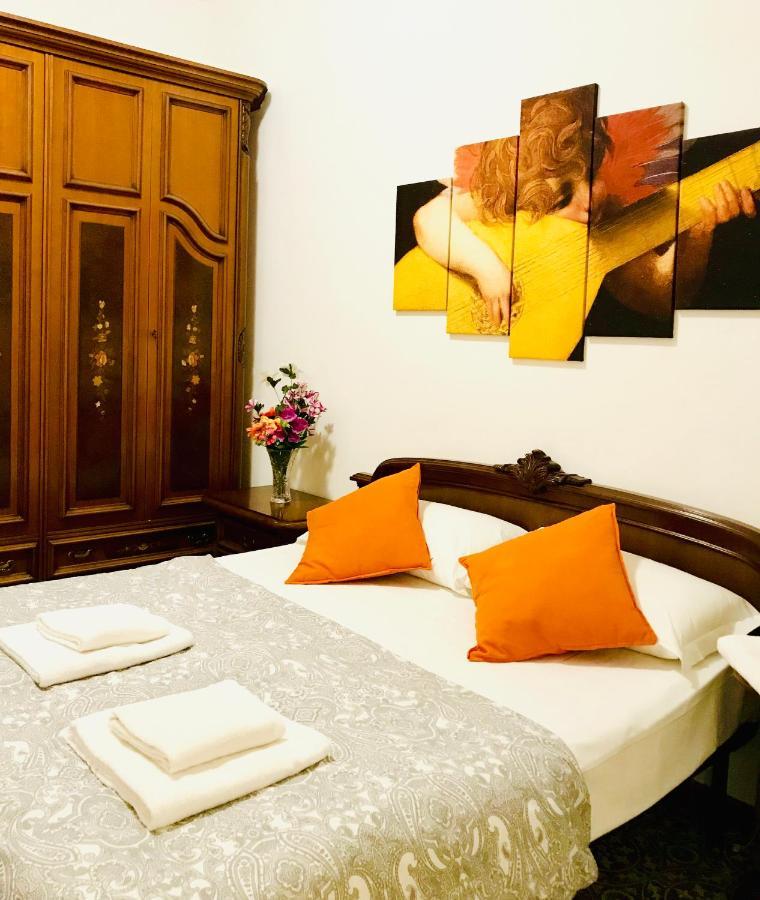 4 Bed Rooms Luxury Apartment Near Colosseum Roma Exterior foto