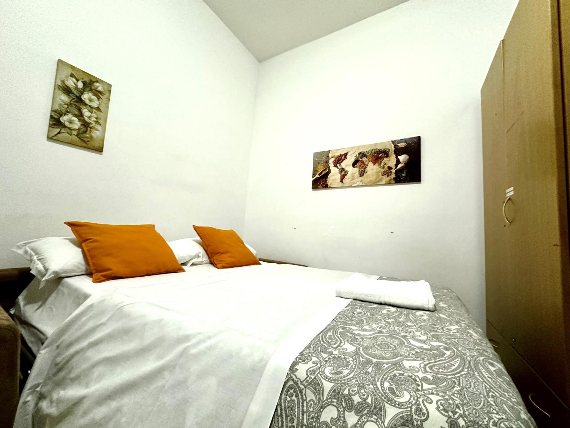 4 Bed Rooms Luxury Apartment Near Colosseum Roma Exterior foto